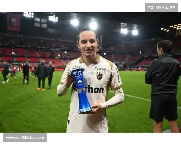 托万梅开二度助朗斯客场取胜，时隔21年再登积分榜